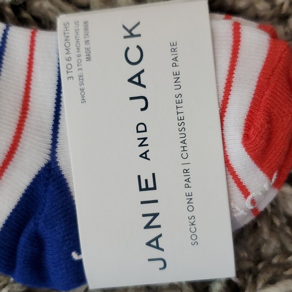 🛒 Janie and Jack NWT 3-6M Striped Doggy Socks - Picture 2 of 3